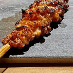 とり茶太郎 - ほろほろ鳥の背肝が後半戦のスターター　金子さんは客をびっくりさせるのが好きなんでしょうかｗ