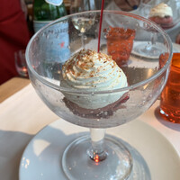 Benoit Alain Ducasse - 毎年恒例のピーチメルバ。