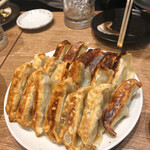 金の餃子酒場 - 