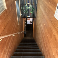 鉄板ダイニング 哲 - 地下への階段