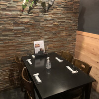 鉄板ダイニング 哲 - 個室のテーブル席