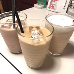 goody goody - 左から チョコレートミルク
            カフェオレのアイス ミルクティーのアイス