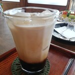 旅人カフェ ぐりーちね - 玄米黒糖ラテ(500円)