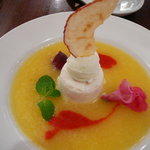 フランチェスカ - ドルチェ(ミントアイス、グレープフルーツのセミフレッド、パイナップルソース）★2009/5