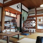 旅人カフェ ぐりーちね - 店内