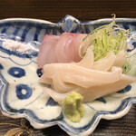 片折 - パリポリ食感が素晴らしい♡そして甘く透明感のある旨味♫美味しい！こんなバイ貝は初めてです！そしてキジハタは胡瓜の糸造りにおろしポン酢を巻いて頂きます。こちらもコリっと感を残す仕立てで良いですね！