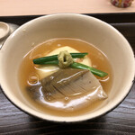 片折 - 能登鰻と海老の寄せ豆腐と能登 宇出津 鮑の出汁餡掛け