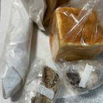 エテコ ブレッド - 購入したパンを自宅で撮影