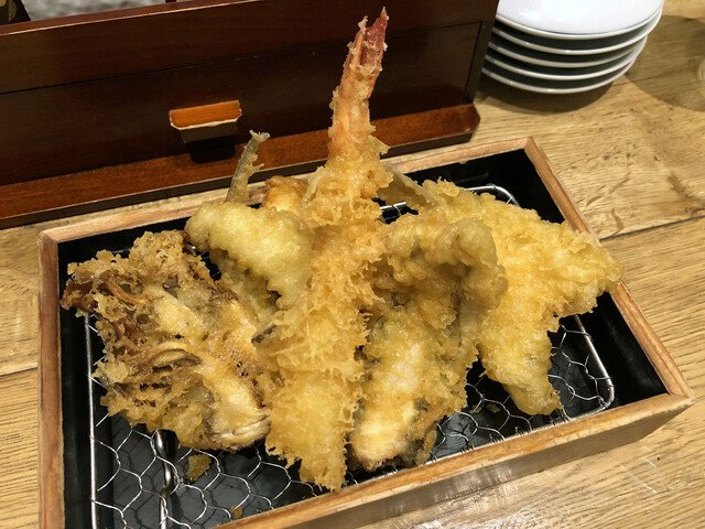 ミッドタウンでひとり気軽にカジュアル天ぷら By シチー 天ぷら天寅 ミッドタウン日比谷店 旧店名 喜久や Tokyo 日比谷 天ぷら 食べログ ミッドタウンでひとり気軽にカジュアル天ぷら By シチー 天ぷら天寅 ミッドタウン日比谷店 旧店名 喜久や Tokyo 日比谷 天ぷら 食べログ