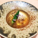 鮨 龍次郎 - 根室の毛蟹、焼き茄子、オクラ