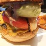 Burger House ALTO - 新鮮な地元野菜も