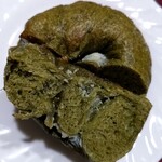 だんだんpan - 抹茶チョコベーグル！モチモチ生地に抹茶味しっかり！