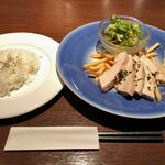 Ari Zui Taria Mba Ru Ando Pa Thi - 桜島産鶏ムネ肉のコンフィ