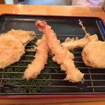 Tempura Teishoku Doko - 天どこ えび定食  890円（ランチ限定）なり