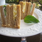 下段の料理（サンド）