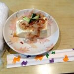 大吉 - 「お通し」（400円／人）の豆腐