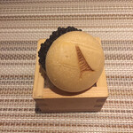 SUGALABO - キャビア最中