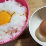 宮城開拓養鶏農業協同組合 たまご直売所 - 料理写真:「たまごかけご飯」「つや姫」