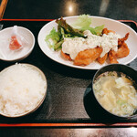 居酒屋 いっき - 特製チキン南蛮定食　880円