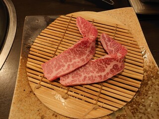 Yakiniku Ari Gyuu - 