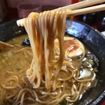 三鈴ラーメン - 麺リフト