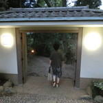 鎌倉山 - 重厚な門構え