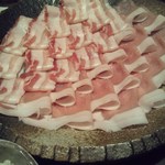 個室 黒豚しゃぶしゃぶと魚 まん - 黒豚のしゃぶしゃぶ３人前