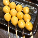 三酉屋 - うずら卵@165円