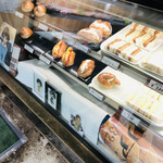 ブリアン - 店内