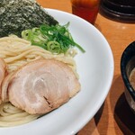 ラーメン龍の家 新宿小滝橋通り店 - 