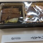 Nihombashi Takashimaya Wasouzai Bentou - 焼きあなごめしとあなごバラちらし食べ比べ御膳 1,080円 ♪