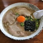 Kouyoukaku - 卵入りラーメン　650円(税込)