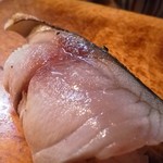 栄寿司小吉 - 鯖の炙り寿司、まいった、、