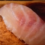 栄寿司小吉 - メジナ、黒？すいません酔っ払っていて覚えてません