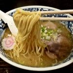 中華そば活力屋 - 細麺です。