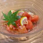 [Fruit tomato with plum wine jelly]