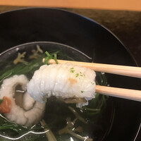 ふしきの - 昼の懐石１２１００円。鱧の椀。脂乗りの良い鱧は、火入れも骨切りも具合良く、ふわふわの仕上がりで、とーっても美味しかったです（╹◡╹）（╹◡╹）
