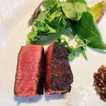 La Brianza - 長野県産鹿炭火焼き。美味しかった鹿炭火焼き、写真もう一枚♪　タスマニア産粒マスタードおいしいからいつも結構付けるけど、今回は素材そのまま美味しくいただき粒マスタード使いそびれちゃった(笑)