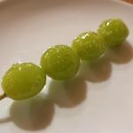 大阪串かつ てん家わん屋 - 「ぎんなん」　（季節串・塩味￥150）：モチッと香ばしい香り！炒り銀杏よりも格段に旨い♪