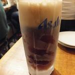 大阪串かつ てん家わん屋 - 「ハーフ＆ハーフ」（￥390）：ジョッキがキンキンに冷えてます♪