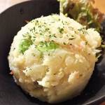 大阪串かつ てん家わん屋 - 「ポテトサラダ」（￥300）：枝豆と人参とコーン入り。野菜の香りとコクでグイグイ食わせます！