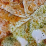 イタリアンバル Viva - ゴルゴンゾーラ&メープル+バジルマスカルポーネ
            ¥900