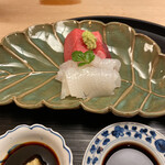 もめん - マグロとイカのお造り。マグロの背と腹とイカそうめん♡