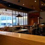 小割烹おはし あきはばらりびんぐ - カウンター席