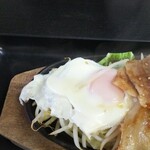 中華大学なるい - 目玉焼き