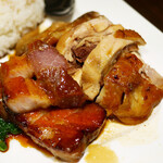 154164122 - 粤港チャーシュー・醤油煮鶏 ライス ¥1,450