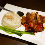 154164123 - 粤港チャーシュー・醤油煮鶏 ライス ¥1,450
