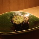 RISTORANTE IL NODO - サザエの壺焼きの状態でプレゼンテーション