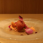 RISTORANTE IL NODO - 小田原の木苺 平塚横田さんのバラ 鎌倉のヨモギ