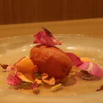 RISTORANTE IL NODO - 小田原の木苺 平塚横田さんのバラ 鎌倉のヨモギアップ